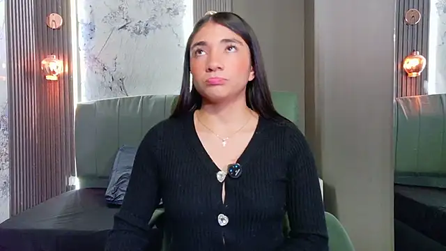 Aurora jones11 online show from 11-15-25, 01:03