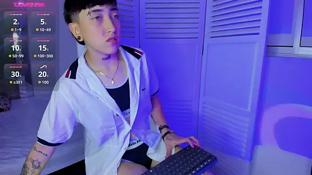 Eryx Eriscor online show from 11-19-25, 01:44