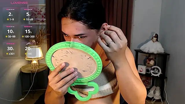 Snapshot of Kiethmadison_Miller chatting on 10-07-25, 11:57 Kiethmadison Miller online show from 10-07-25, 11:57