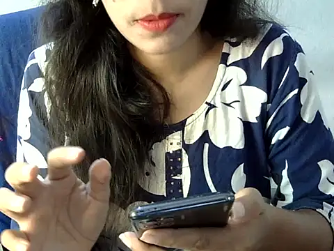 Neha Sharma1 online show from 10-04-25, 11:19