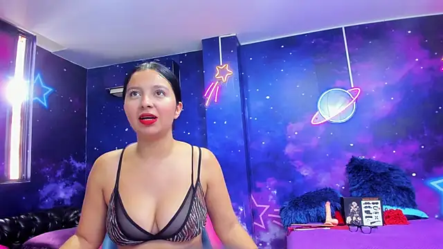 Thalia Cortea online show from 10-14-25, 03:02