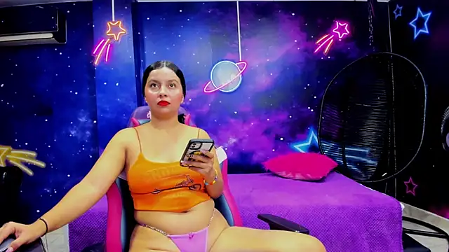 Thalia Cortea online show from 11-12-25, 03:18