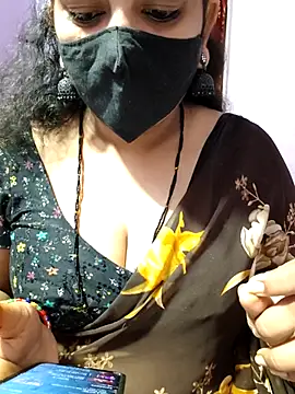 luci-queen online show from 10-07-25, 03:36