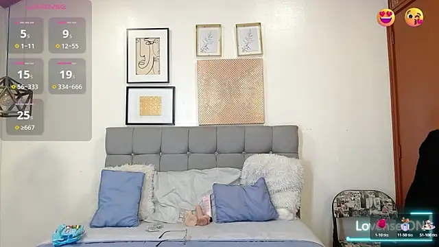 Snapshot of _naomi_s chatting on 02-25-26, 01:54 naomi s online show from 02-25-26, 01:54