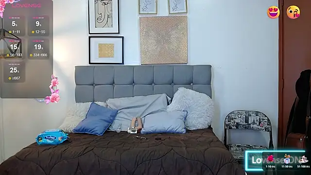 Snapshot of _naomi_s chatting on 03-02-26, 01:51 naomi s online show from 03-02-26, 01:51