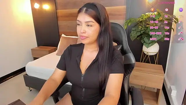 carriepink  online show from 11-05-25, 11:43