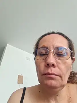 nohak model online show from 10-10-25, 01:43