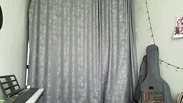 CutieAnny online show from 02-11-26, 06:07