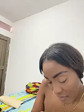 zaracollins01 online show from 12-01-25, 05:29