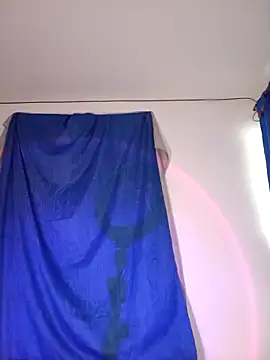 Charlotte morhh online show from 10-09-25, 03:32