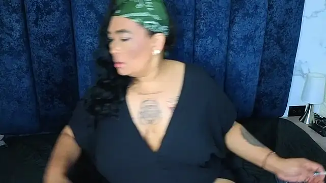 Snapshot of yunkeyc chatting on 02-20-26, 01:35 yunkeyc online show from 02-20-26, 01:35