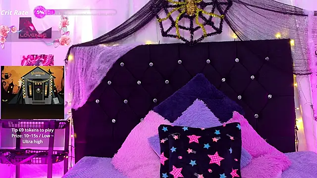 Snapshot of lizz_bela1 chatting on 10-29-25, 10:11 lizz bela1 online show from 10-29-25, 10:11