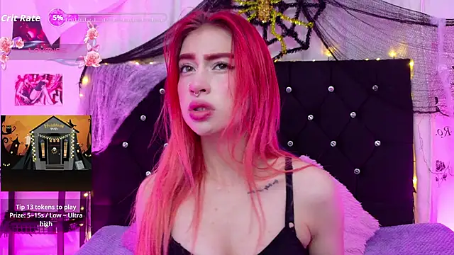 Snapshot of lizz_bela1 chatting on 10-30-25, 10:43 lizz bela1 online show from 10-30-25, 10:43