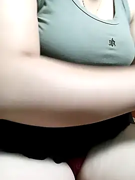 Tasu774 online show from 10-19-25, 05:02