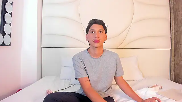 axel alvareez online show from 09-26-25, 03:32