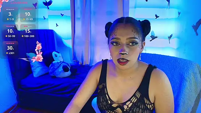 luna-cute online show from 10-07-25, 05:10