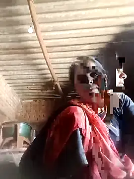 Snapshot of Sapna_cutt chatting on 12-18-25, 04:51 Sapna cutt online show from 12-18-25, 04:51