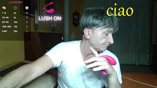 lattediyak online show from 10-25-25, 12:18