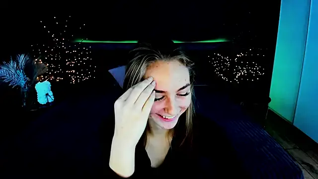 MilaAddams online show from 10-10-25, 05:39