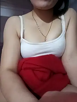 LucyyLy online show from 12-17-25, 10:43