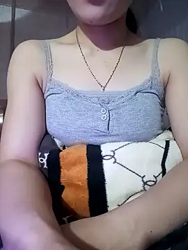 Snapshot of LucyyLy chatting on 01-15-26, 11:52 LucyyLy online show from 01-15-26, 11:52