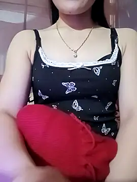 Snapshot of LucyyLy chatting on 02-07-26, 03:54 LucyyLy online show from 02-07-26, 03:54