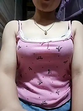 Snapshot of LucyyLy chatting on 03-03-26, 11:38 LucyyLy online show from 03-03-26, 11:38