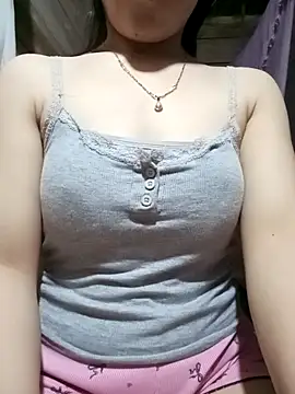 Snapshot of LucyyLy chatting on 03-31-26, 01:00 LucyyLy online show from 03-31-26, 01:00