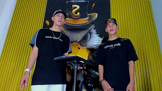 Snapshot of Dante_Brown1_ chatting on 10-29-25, 09:49 Dante Brown1 online show from 10-29-25, 09:49