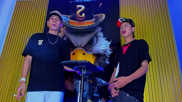 Snapshot of Dante_Brown1_ chatting on 11-09-25, 08:40 Dante Brown1 online show from 11-09-25, 08:40