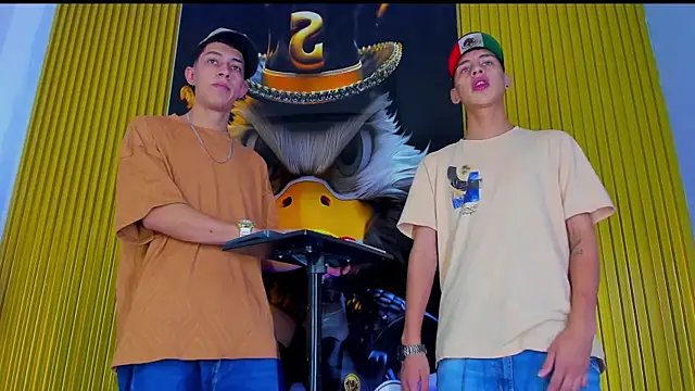 Snapshot of Dante_Brown1_ chatting on 11-17-25, 09:09 Dante Brown1 online show from 11-17-25, 09:09