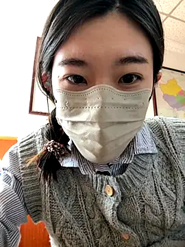 Lulu125216 online show from 11-20-25, 05:18