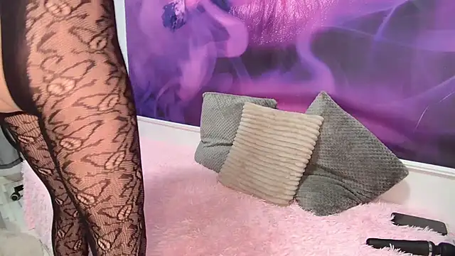 MysticCleo online show from 11-14-25, 04:38