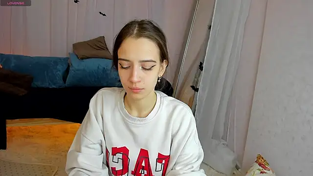 Belle Wa1ker online show from 11-07-25, 01:05