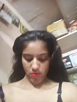 Snapshot of hot_senorita577 chatting on 10-27-25, 06:50 hot senorita577 online show from 10-27-25, 06:50