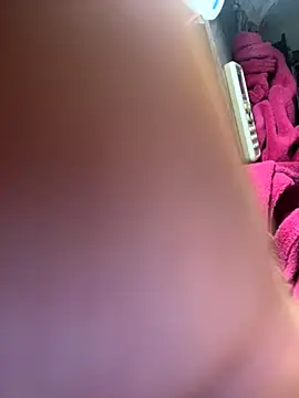 aninha21 online show from 11-04-25, 10:58