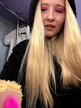 Milana Key online show from 01-14-26, 10:36