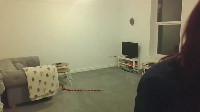 RoseMaee online show from 10-19-25, 07:03