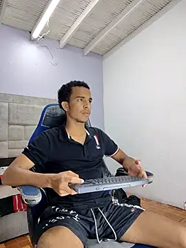 aston xvera online show from 09-09-25, 02:55