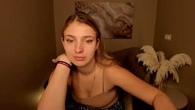 MilinaMorris online show from 09-25-25, 01:20