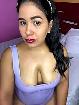 Roxxybigboobs online show from 09-24-25, 02:42
