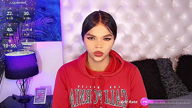 Valeria Swett  online show from 11-08-25, 09:57