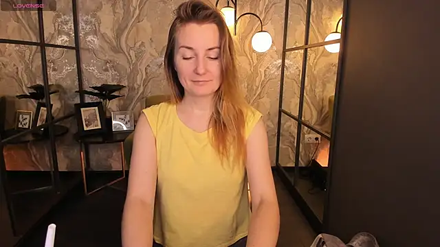 MeggySun online show from 11-02-25, 01:24