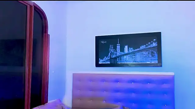 aura-monet online show from 12-14-25, 05:02