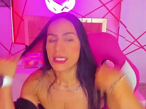 charlotthe ee online show from 11-15-25, 02:02