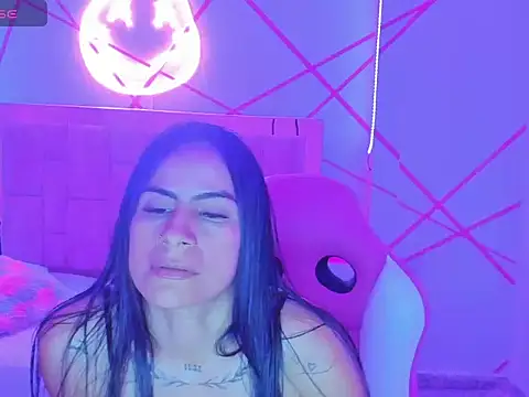 charlotthe ee online show from 11-19-25, 07:36