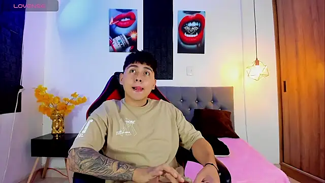 Nicolas James Sc online show from 09-09-25, 02:38