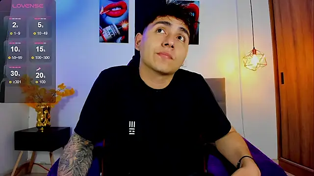 Nicolas James Sc online show from 09-18-25, 01:35