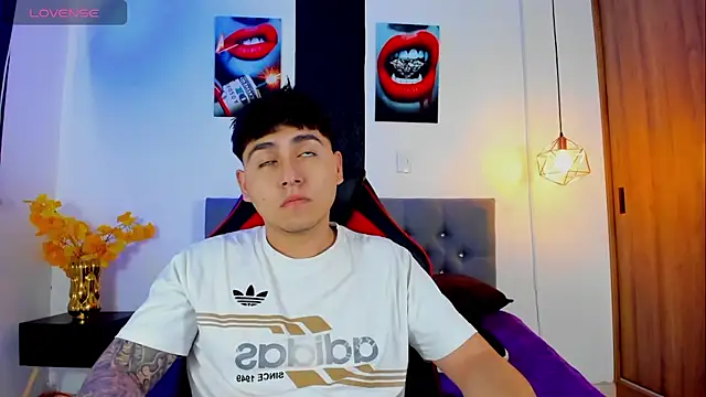 Nicolas James Sc online show from 11-04-25, 01:32