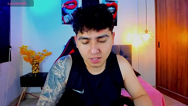 Nicolas James Sc online show from 02-18-26, 02:02